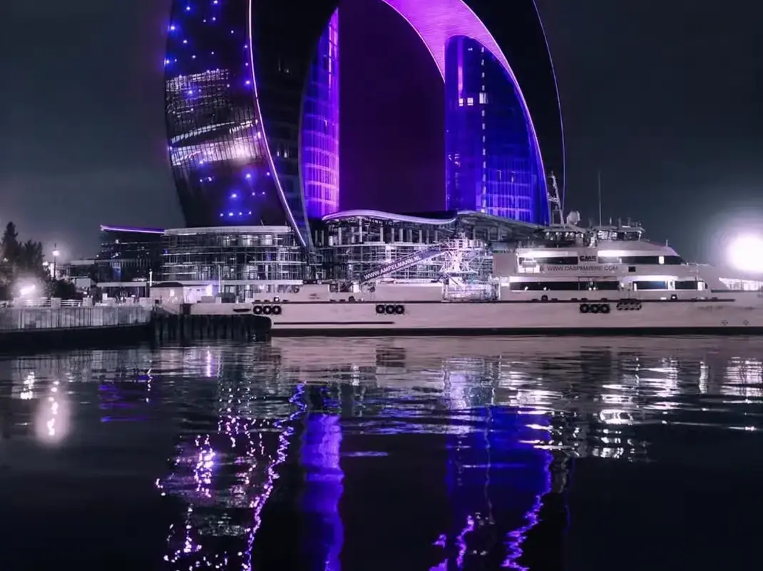 Baku Boat Tour