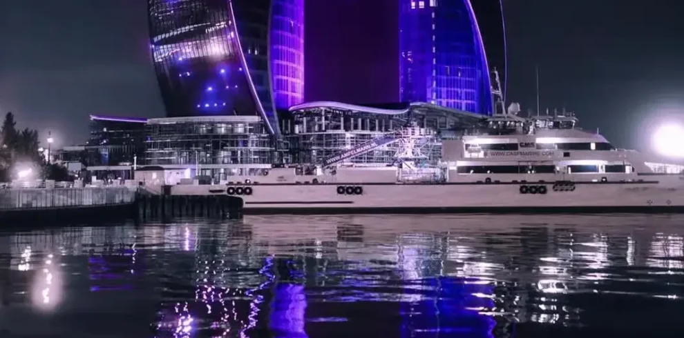 Baku Boat Tour